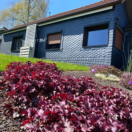 Сasa de vacaciones Ferienhaeuschen Gartenblick Friedrichroda